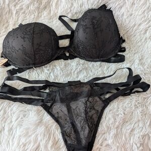 Elegant Black Lace Lingerie Set